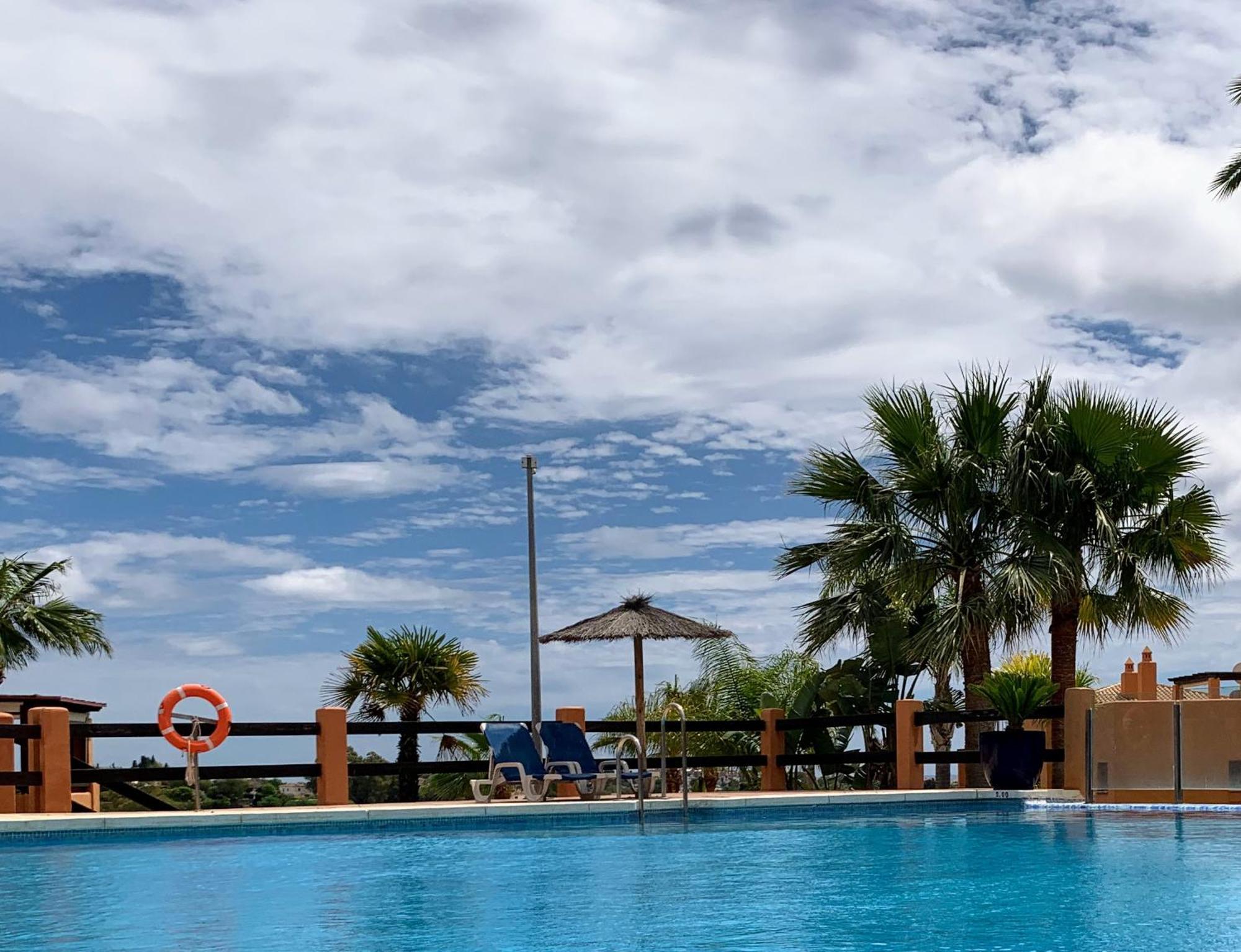 Apartamento Your Oasis Of Luxury And Leisure At Gazules Del Sol In Marbella Area - Benahavis